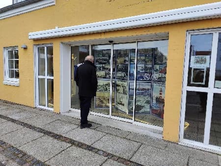 Det gamle bageri med historiske plancher