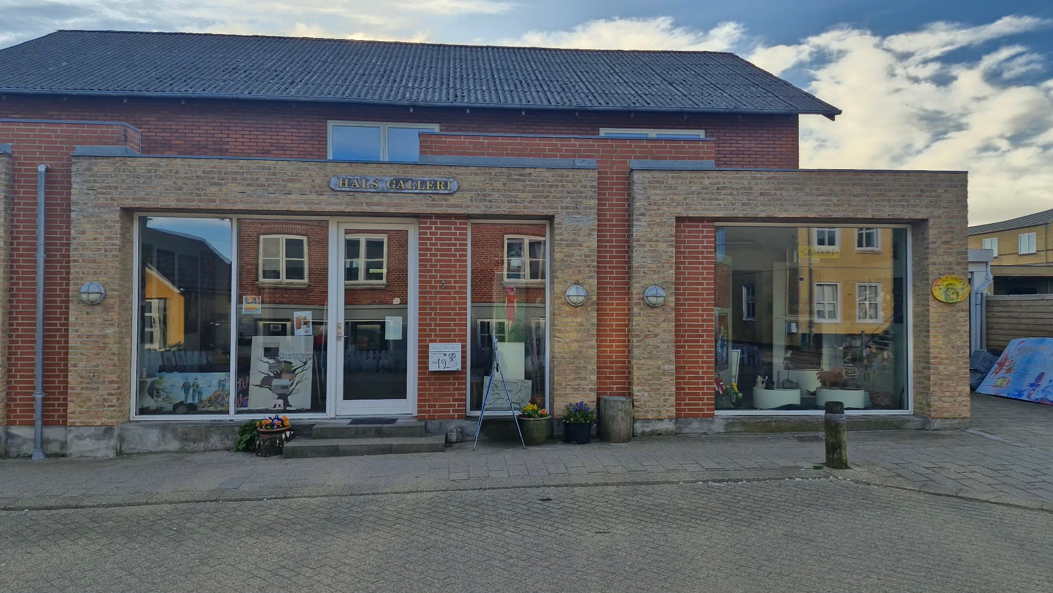 Billede af Hals Galleri i Hals